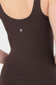 תמונת תקריב דוגמן של Align™ Halter Bodysuit 25``