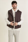 Cold Weather Down Vest תמונת דוגמן קידמית של Cold Weather Down Vest