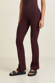 Groove Super-High-Rise Nulu™ Flared Pant *Regular תמונת דוגמן קידמית של Groove Super-High-Rise Nulu™ Flared Pant *Regular