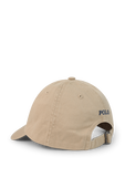 תמונה אחורית של כובע בייסבול עם רקמת הפרש