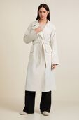 תמונת דוגמן קידמית של Classic-Fit Trench Coat