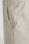 תמונת תקריב דוגמן של ABC Pull-On Pant