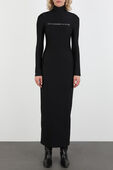 תמונת דוגמן קידמית של Long Sleeve Maxi Dress in Black