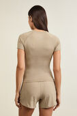 תמונת דוגמן אחורית של Swiftly Tech Short Sleeve Shirt 2.0 Race