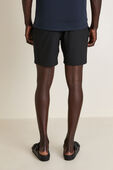 תמונת דוגמן אחורית של Commission Short Classic 7