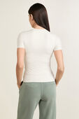 תמונת דוגמן אחורית של Nulu Hip-Length Crew Short-Sleeve Shirt