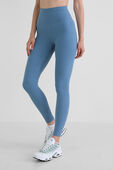 תמונת דוגמן קידמית של Align High-Rise Pant 25" Leggings