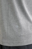 תמונת תקריב דוגמן של Metal Vent Tech Long-Sleeve Shirt