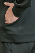 תמונת תקריב דוגמן של Smooth Spacer Pullover Hoodie