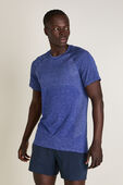 Metal Vent Tech Short Sleeve תמונת דוגמן קידמית של Metal Vent Tech Short Sleeve