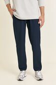 תמונת דוגמן קידמית של ABC Warpstreme™ Pull-On Pant