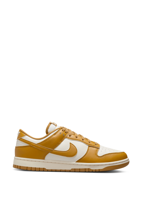 נעלי סניקרס NIKE