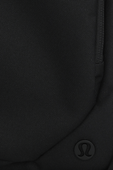 תמונת תקריב של Commuter Sling Bag