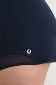 תמונת תקריב דוגמן של Hotty Hot Lr Short 4Inch Lined