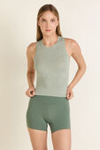 License to Train Tight-Fit Tank Top תמונת דוגמן קידמית של License to Train Tight-Fit Tank Top