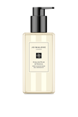 תמונה קידמית של English Pea &Freesia Body&Hand Wash 250 ML