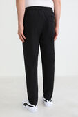 תמונת דוגמן אחורית של Utilitech Pull On Classic Fit Pant