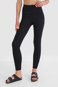 תמונת דוגמן קידמית של Wunder Train High-Rise Crop 23" Pockets