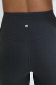 תמונת תקריב דוגמן של Align™ High-Rise Pant *Pockets 25