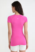 תמונת דוגמן אחורית של Swiftly Tech Short Sleeve 2.0