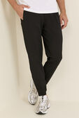 Pace Breaker Pant תמונת דוגמן קידמית של Pace Breaker Pant