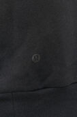 תמונת תקריב דוגמן של Steady State Pullover Hoodie