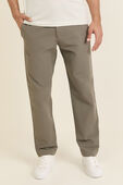 ABC Classic-Fit Trouser 32''L VersaTwill תמונת דוגמן קידמית של ABC Classic-Fit Trouser 32''L VersaTwill
