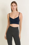 תמונת דוגמן קידמית של Align™ Sweetheart Bra A/B