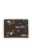 תמונה קידמית של MD Jet Set Girls Passport