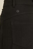 תמונת תקריב דוגמן של City Sleek Barrel-Leg Pant Lt Utilitech™