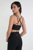 תמונת דוגמן אחורית של Like a Cloud Ribbed Longline Ribbed Bra Light Support, B/C Cup