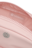 תמונת פנים של City Essentials Pouch Mini