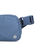 תמונת תקריב של Everywhere Belt Bag
