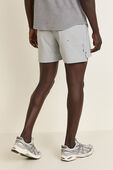 תמונת דוגמן אחורית של License To Train Short 5 *LL