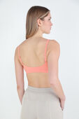 תמונת דוגמן אחורית של Nulu™ Scoop Neck Brallette