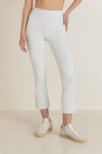 תמונת דוגמן קידמית של Ribbed Softstreme Zip-Leg HR Crop 25