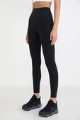 Align™Pant 25" *Pockets תמונת דוגמן קידמית של Align™Pant 25" *Pockets