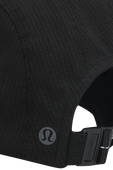 תמונת תקריב של Multi-Panel Hat
