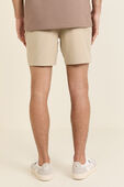 תמונת דוגמן אחורית של ABC Classic-Fit Short 7