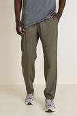 תמונת דוגמן קידמית של ABC Warpstreme™ Pull-On Pant