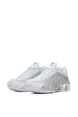 נעלי סניקרס Shox R4