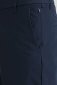 תמונת תקריב דוגמן של Commission Short Classic 7