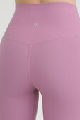 תמונת תקריב דוגמן של Align™ Ribbed High-Rise 25