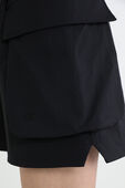 תמונת תקריב דוגמן של Relaxed-Fit Super High Rise Cargo Short