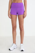 תמונת דוגמן קידמית של Speed Up High-Rise Lined Short 2.5