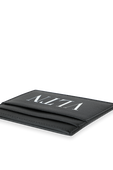 תמונת תקריב של Small VLTN Cardholder in Black Leather