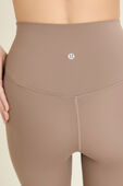 תמונת תקריב דוגמן של Align™ Hr Crop 23
