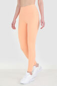 תמונת דוגמן קידמית של Align High-Rise Pant 28