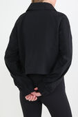 תמונת דוגמן אחורית של Cropped Trench Jacket