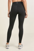 תמונת דוגמן אחורית של Soft Sueded HR Tight 25''
